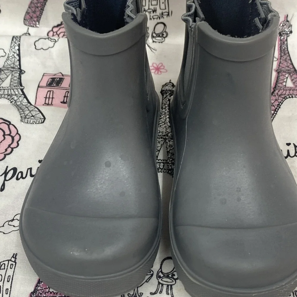 Bearpaw kids toddler size 4 gray rain boots unisex new